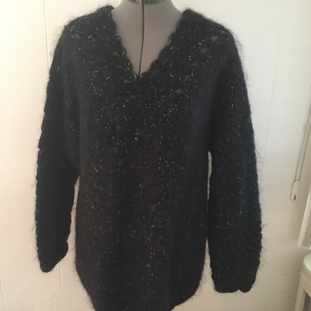 🔥 NWOT Wright & Manson black mohair blend metallic detail woven sweate medium